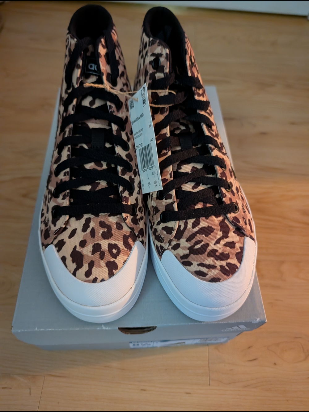 Adidas Bravada Mid - Size 8.5